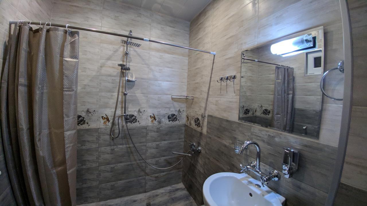 L&S Apartment At Old Tbiliszi Kültér fotó